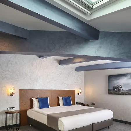 On7 Hotel 4*
