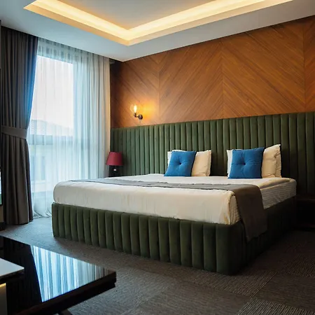 Hotel On7