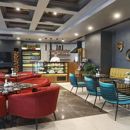 Hotell On7 4*